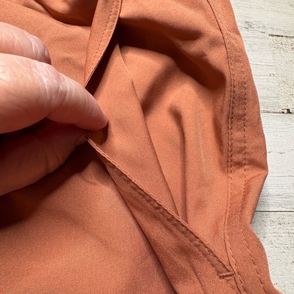 OLD NAVY ~ Plus 4X ~ Warm Hickory STRETCH TECH Cropped WIDE LEG Pants - Picture 4 of 13